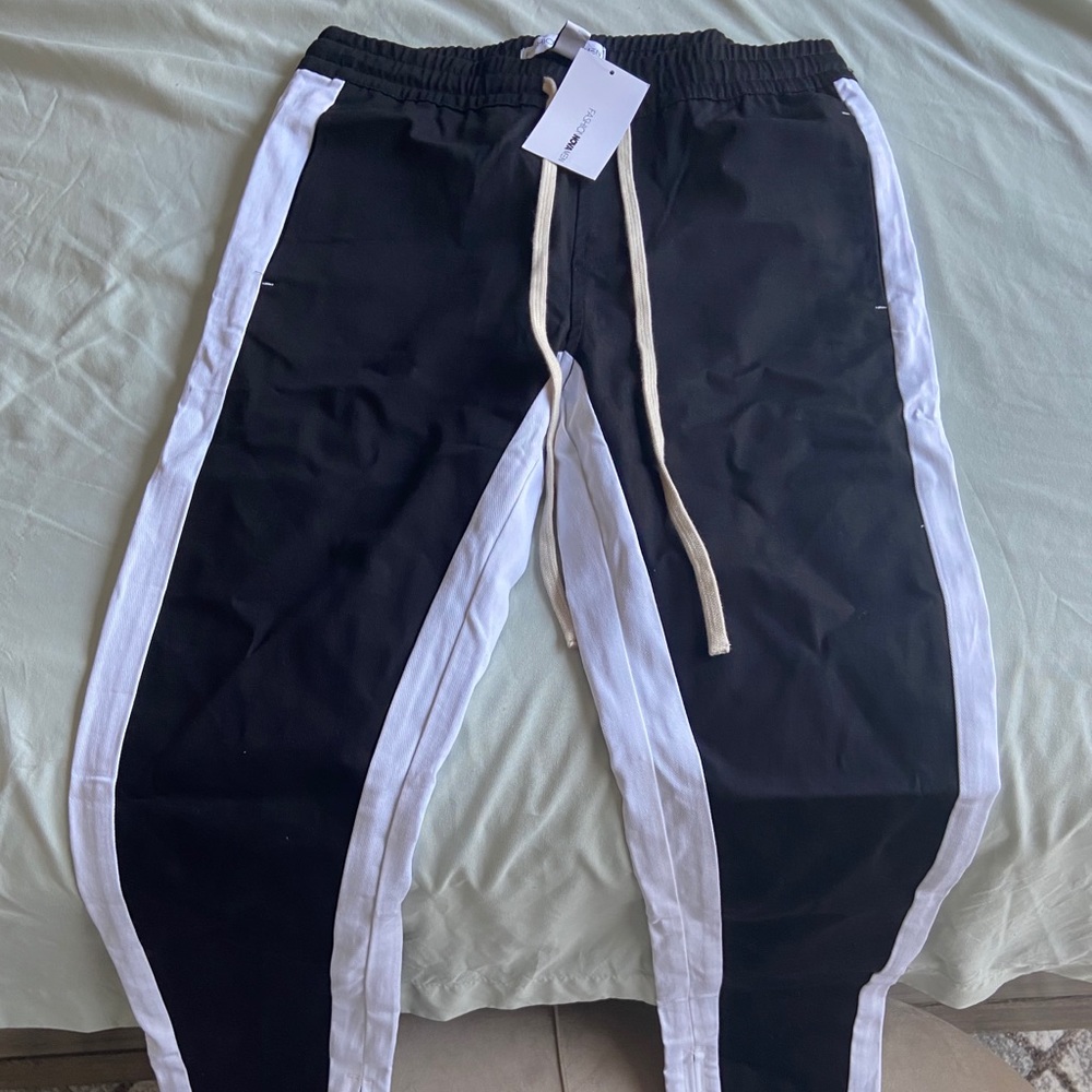 Men’s joggers